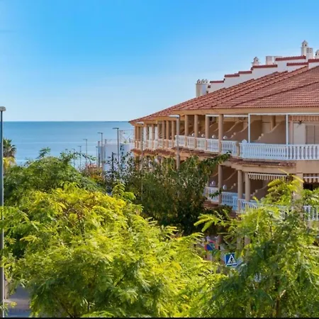 New Luxury Seaview Roof Apartment
